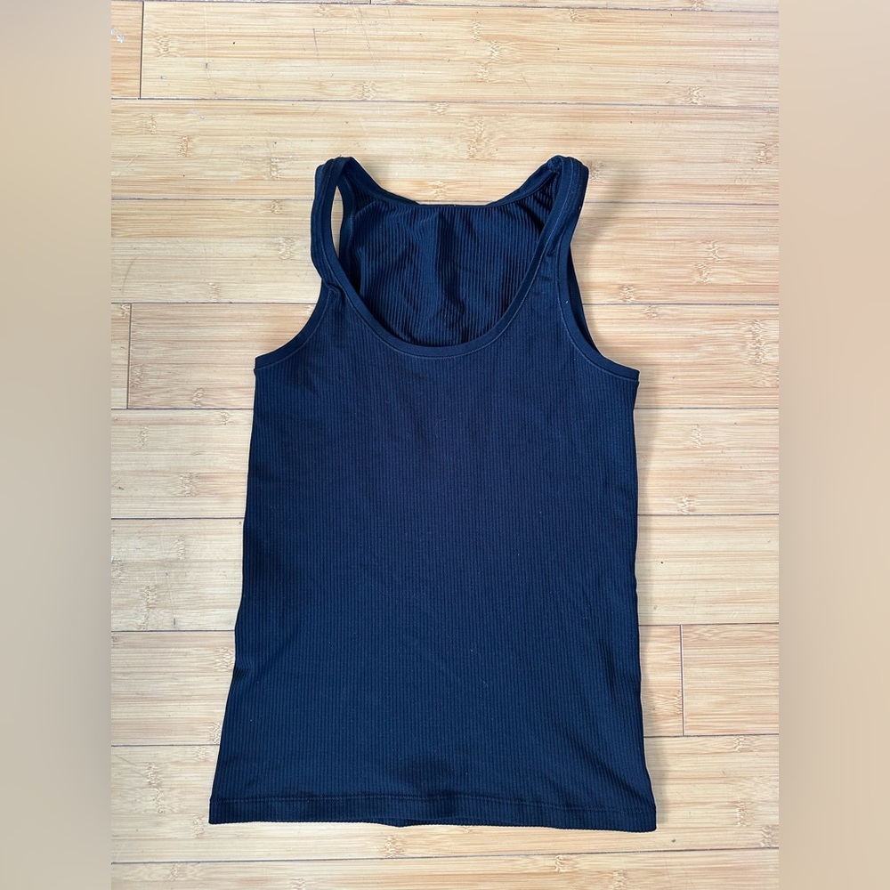 Lululemon Athletica Blue Fitted Sleeveless Tank Top